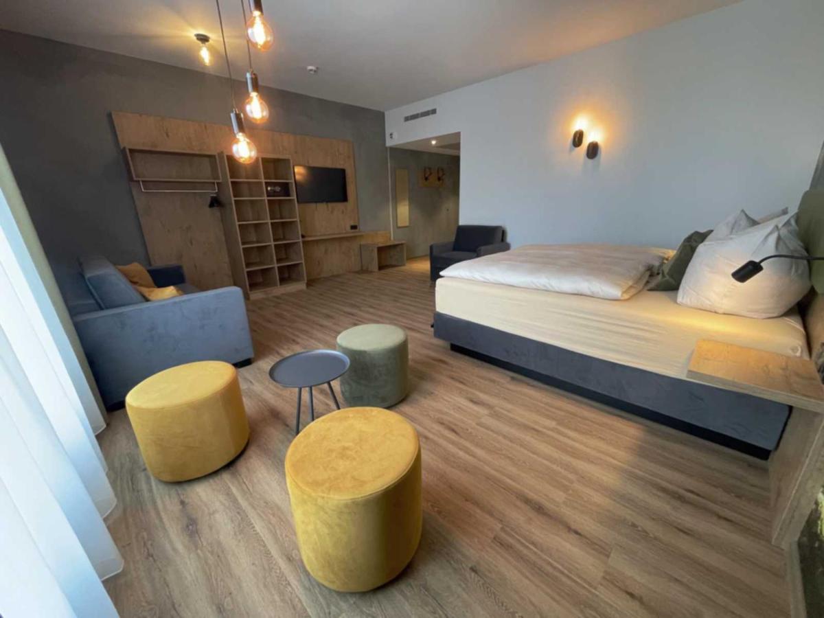 Hotel Am Sonnenlandpark Lichtenau  Экстерьер фото